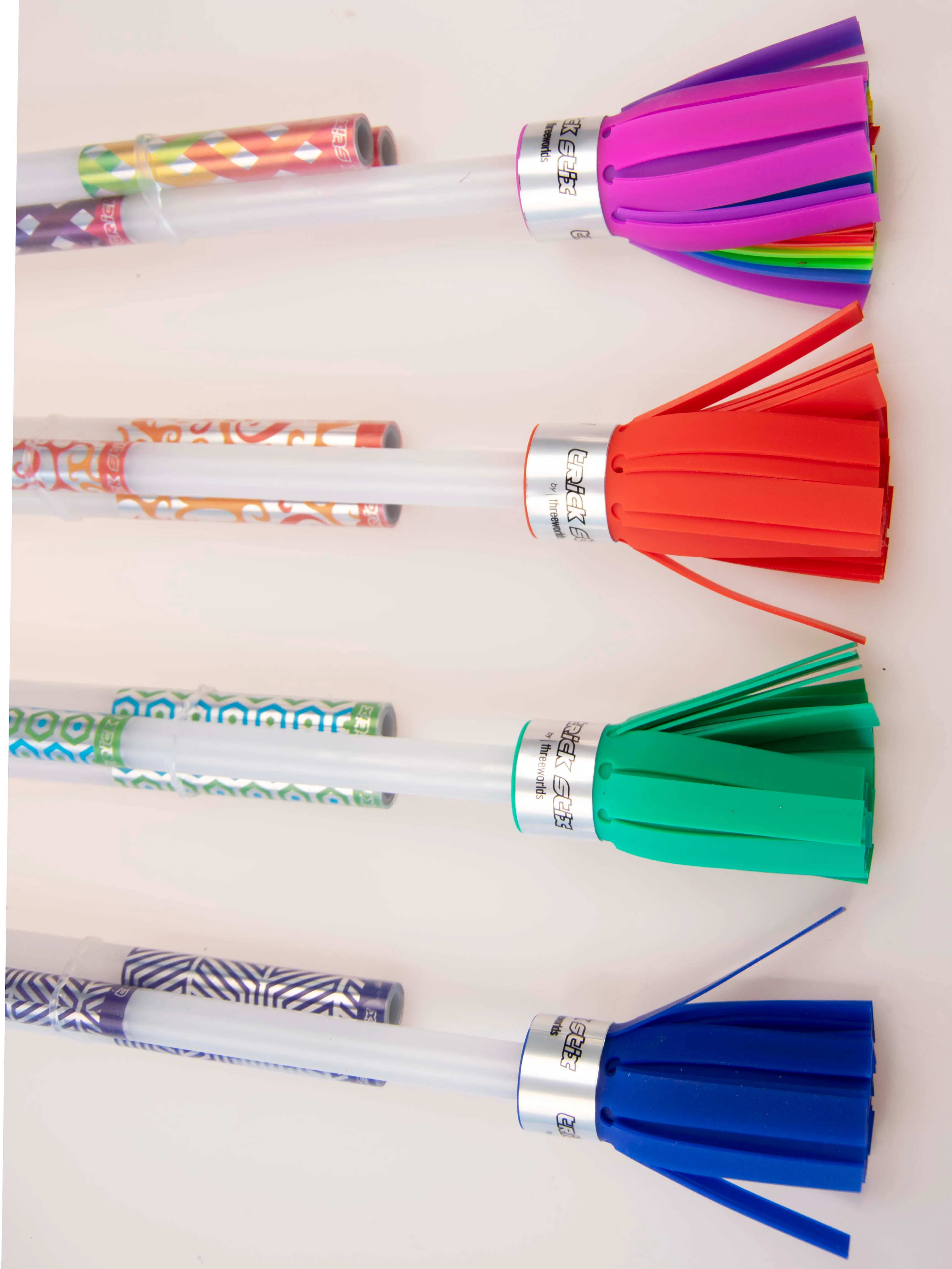Threewolds-Flowerstick-Trickstick - Image 2